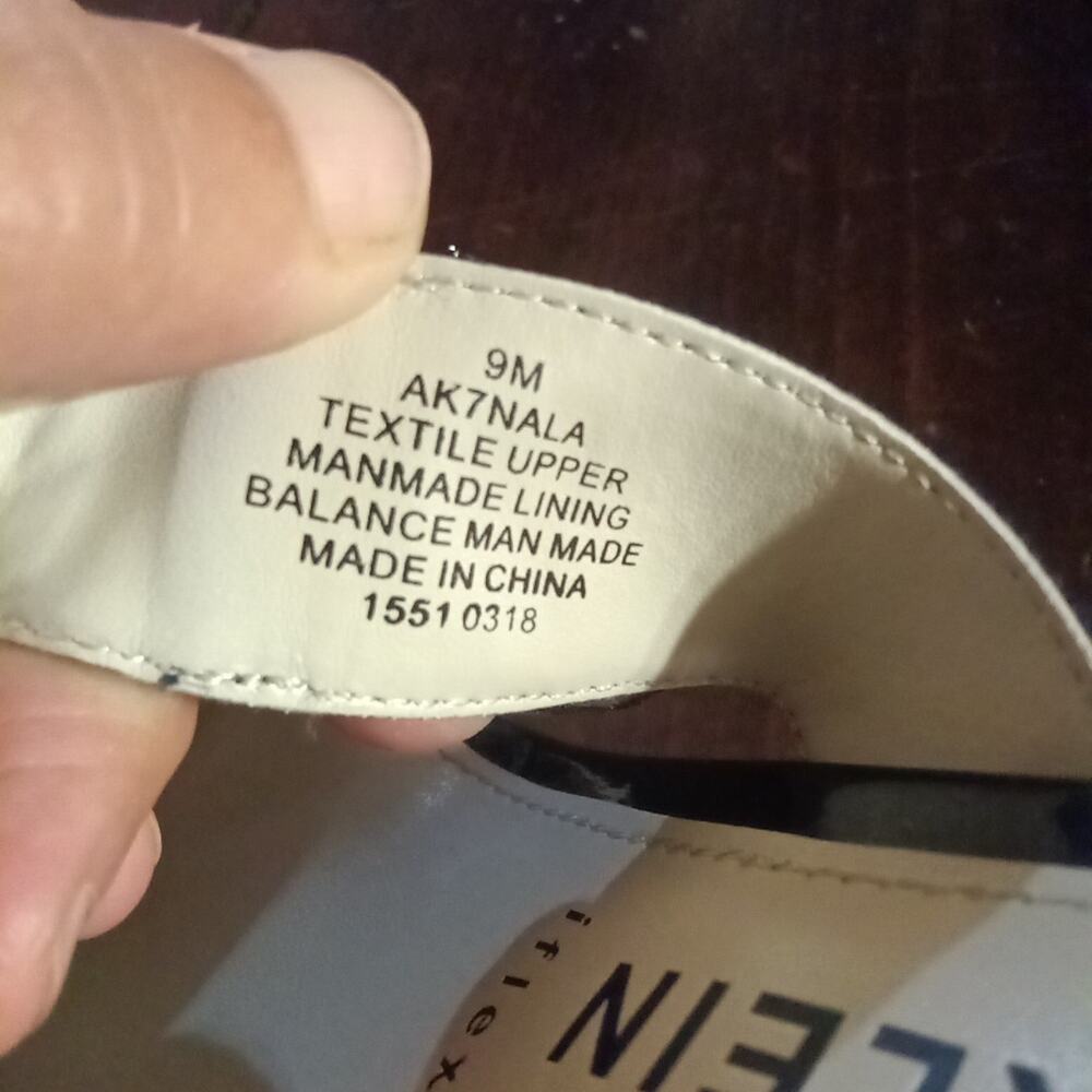 Anne Klein Mia Block Heel Sandals In Navy Sz. 9 M - Picture 6 of 7